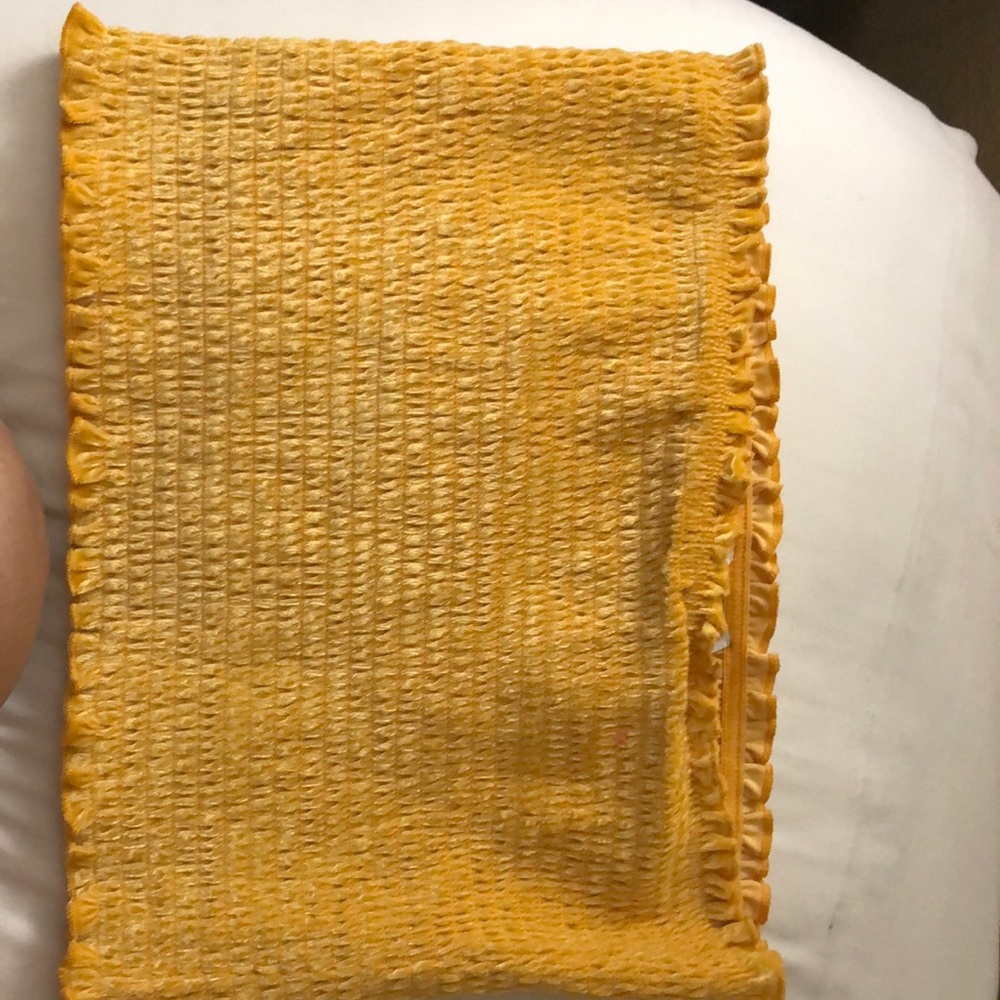 Yellow top